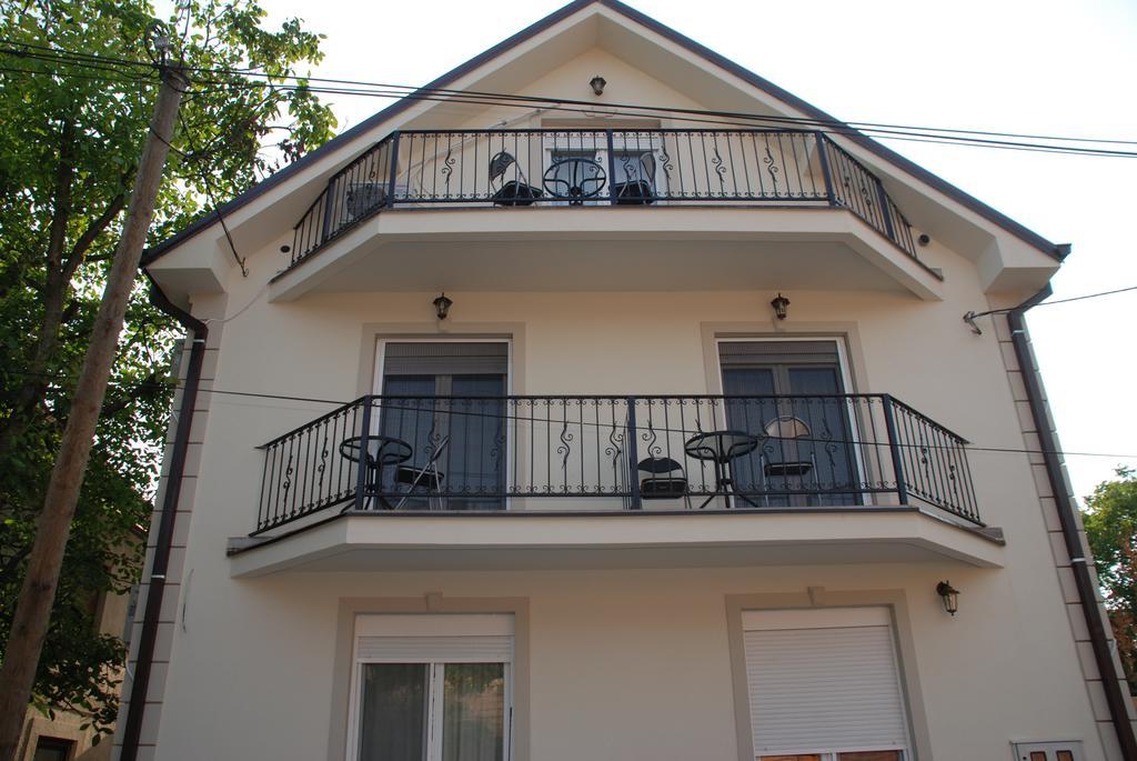 Apartments Idila Bela Crkva  Luaran gambar